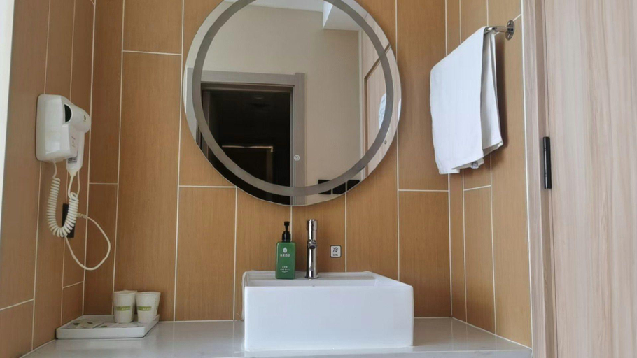 Bathroom 4, Hi Inn Zhalantun Railway Station, Hulunbuir