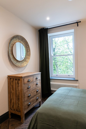 Room 2, Summerhill in Newcastle, Newcastle upon Tyne