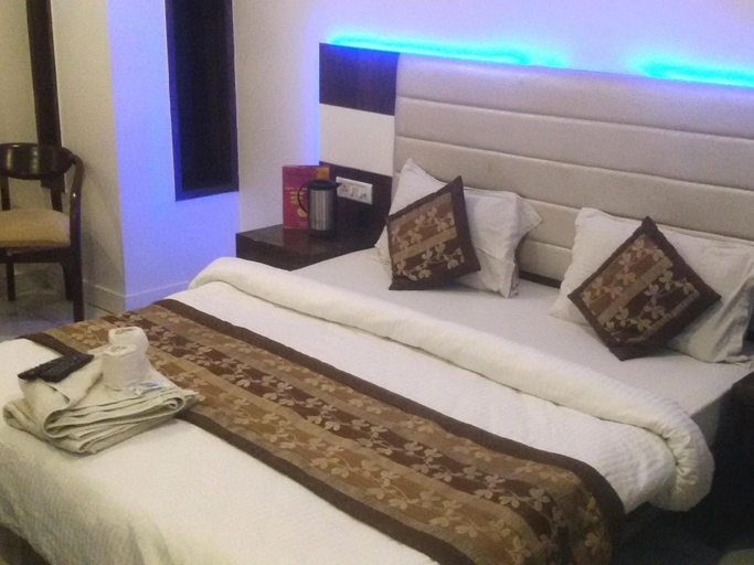 Room 3, Oly Saffron Near New Delhi Railway st., Delhi