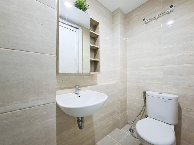 Others 2, Bright Studio Apartment at Springwood Residence, Tangerang