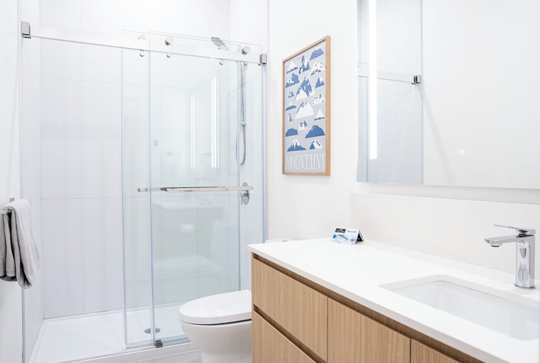 Bathroom 4, Sitka Revy, Columbia-Shuswap