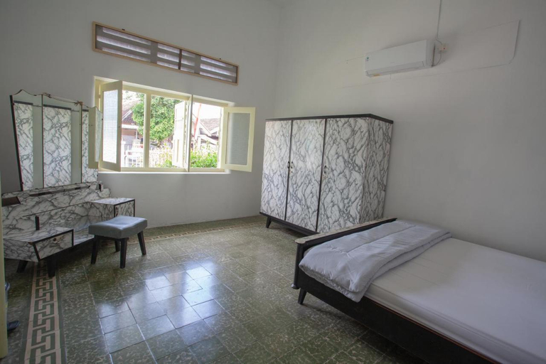 Bedroom 2, Kallista Homestay, Banyuwangi