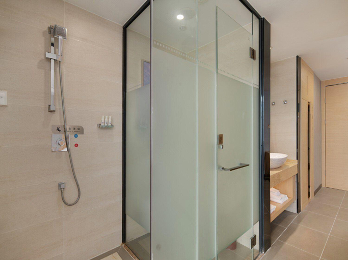 Bathroom 3, Lavande Hotel Nanchang Bayi Square Metro Station, Nanchang