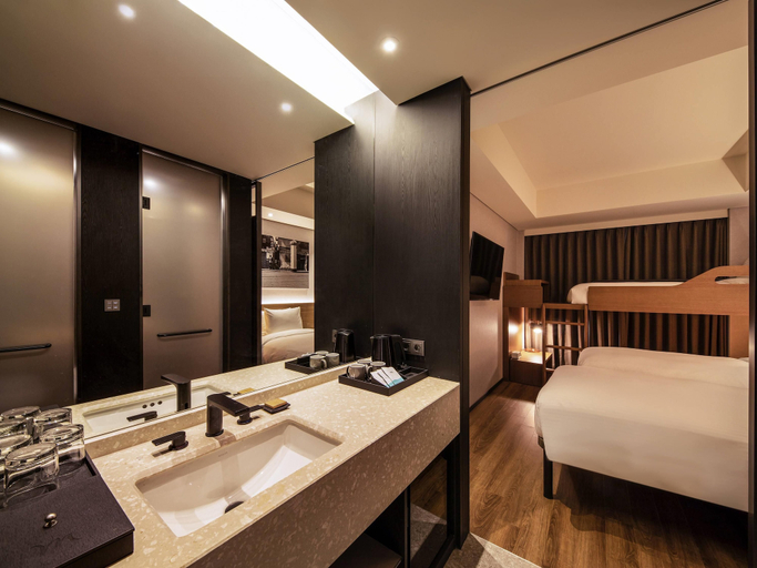 Bathroom 3, Mercure Ambassador Seoul Hongdae, Mapo