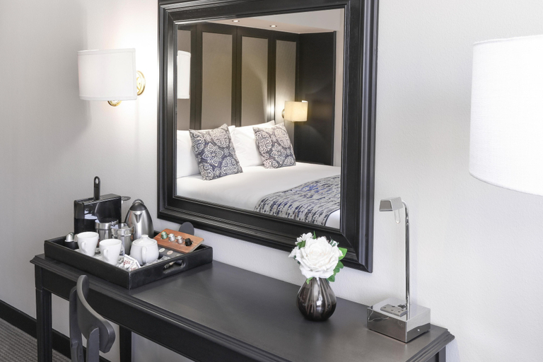 Bedroom 3, Southern Sun Cape Sun, City of Cape Town