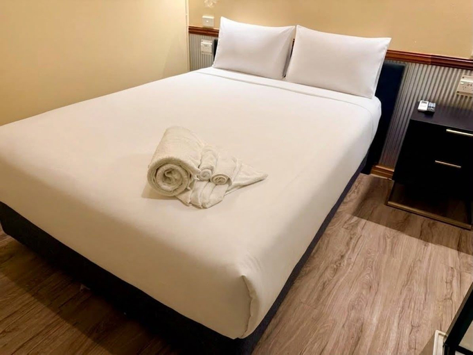 Bedroom 2, The Federal Hotel, Kalgoorlie-Boulder