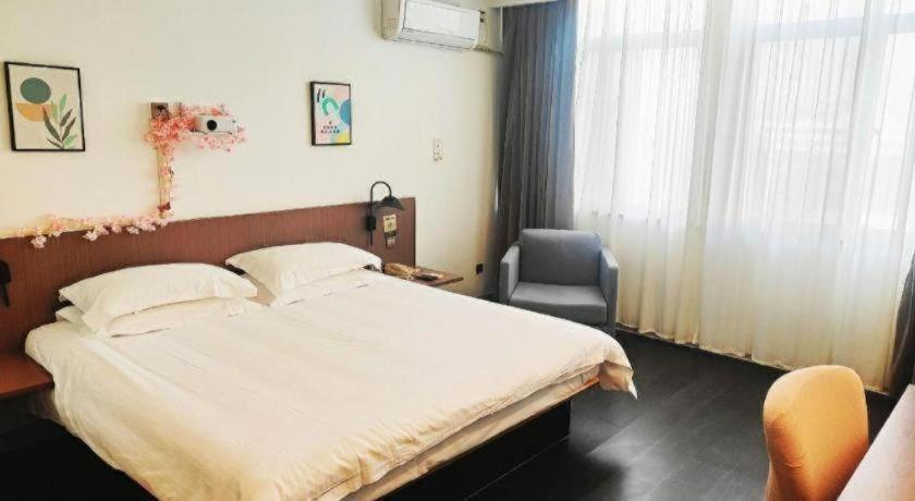 Bedroom 2, Jinjiang Inn Select Nanchang Liantang, Nanchang