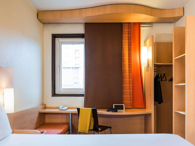 Bedroom 4, Ibis Paris Pont De Suresnes, Hauts-de-Seine