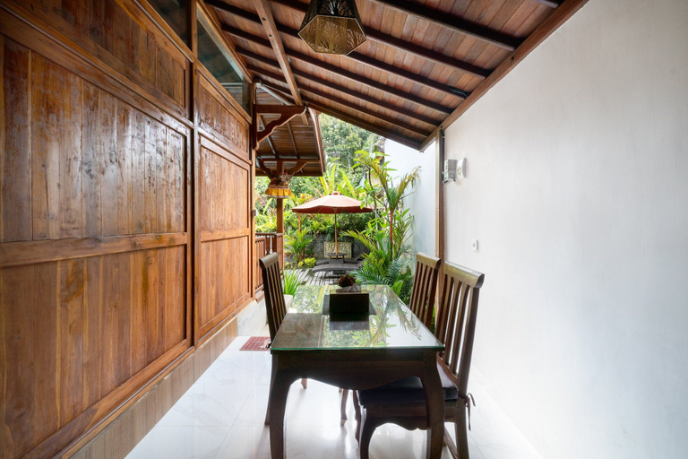 Outdoor dining 3, Anggi Villa by Dhananjaya Hospitality, Gianyar