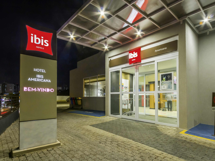 Exterior & Views 2, ibis Americana, Americana