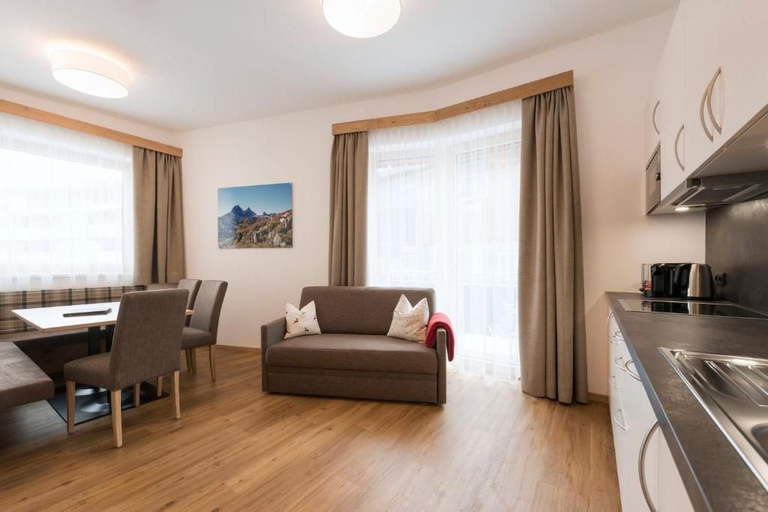 Interior 3, Anthonys Peaks and Pillows St Anton, Landeck