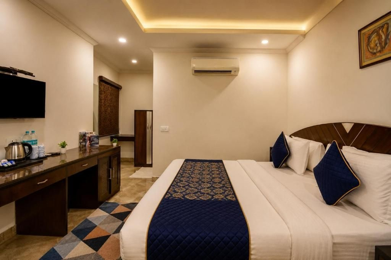 Bedroom 3, La-Sapphire Hotel, Delhi