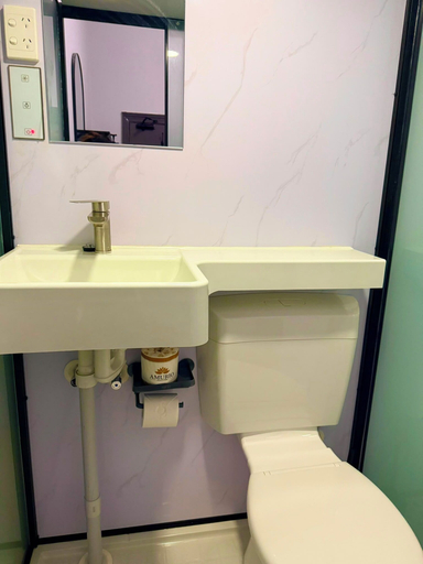 Bathroom 4, The Federal Hotel, Kalgoorlie-Boulder