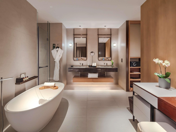 Bathroom 5, Pullman Yueyang Hotel, Yueyang