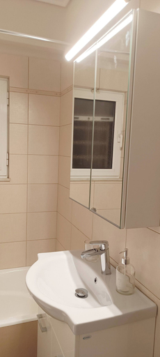 Bathroom 3, Filoxenia House Marousi Olive Tree View, Parking, Attica