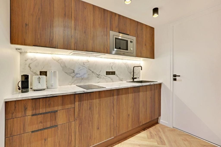 Private kitchen 5, Elegant appartement près d'Opera, Paris