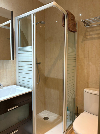 Bathroom 5, El Molin de Petra, Asturias