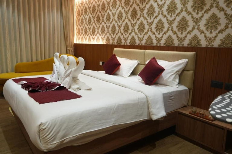 Room 2, IJ CROWNE, Mysore