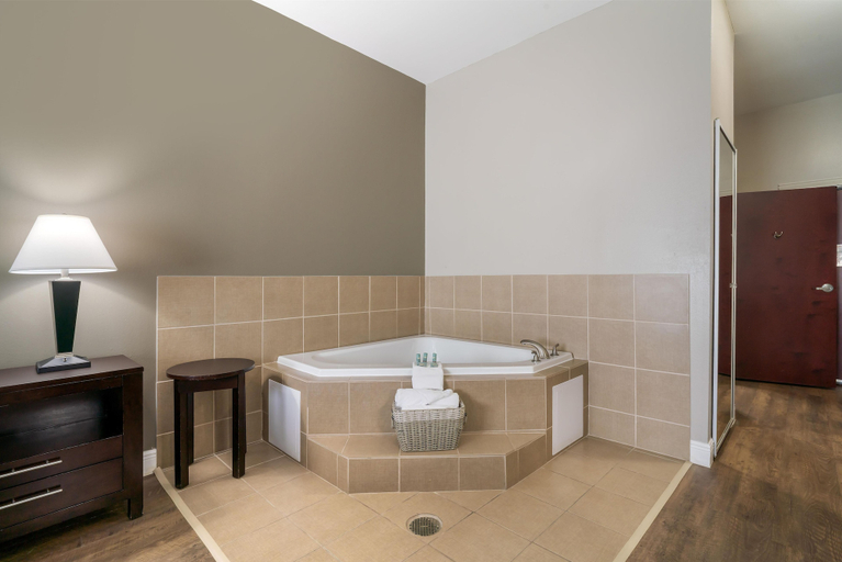 Bathroom 4, Best Western Abbeville Inn & Suites, Vermilion