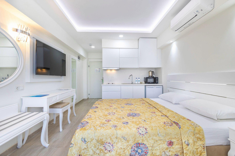 Bedroom 4, Princess Kinli Suites Hotel, Marmaris