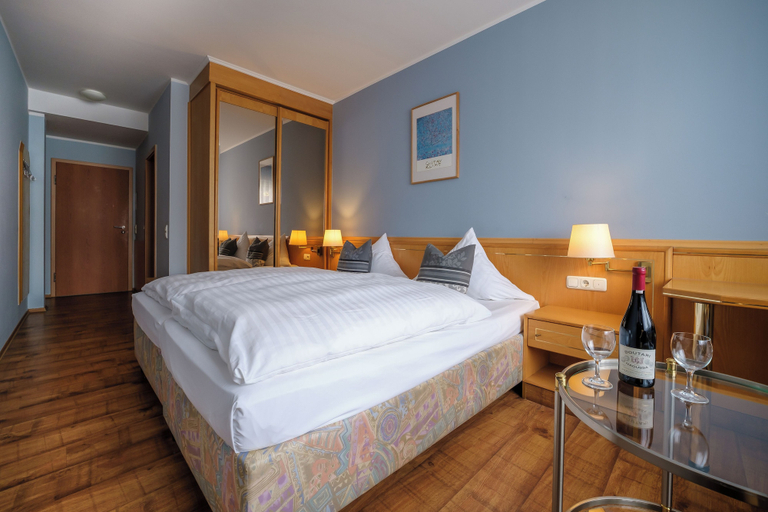Bedroom 3, Hotel Mykonos, Städteregion Aachen