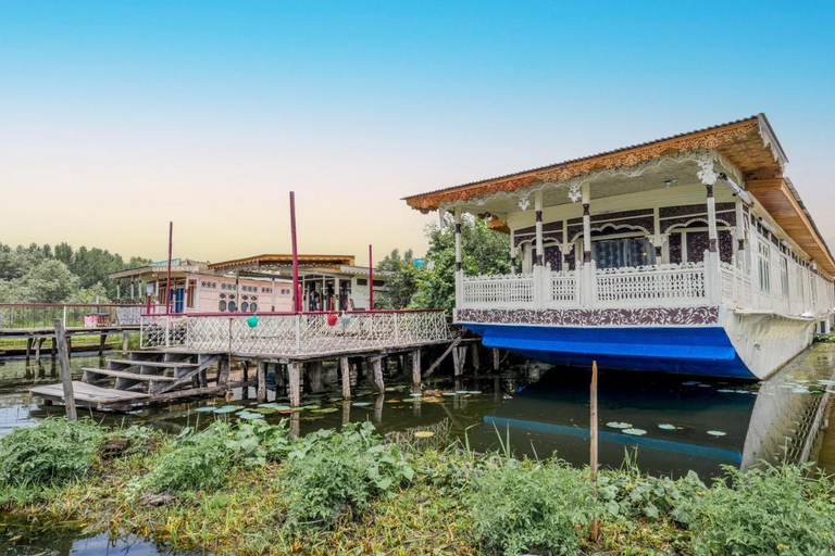 Others 3, SaffronStays Kingori Houseboat, Srinagar