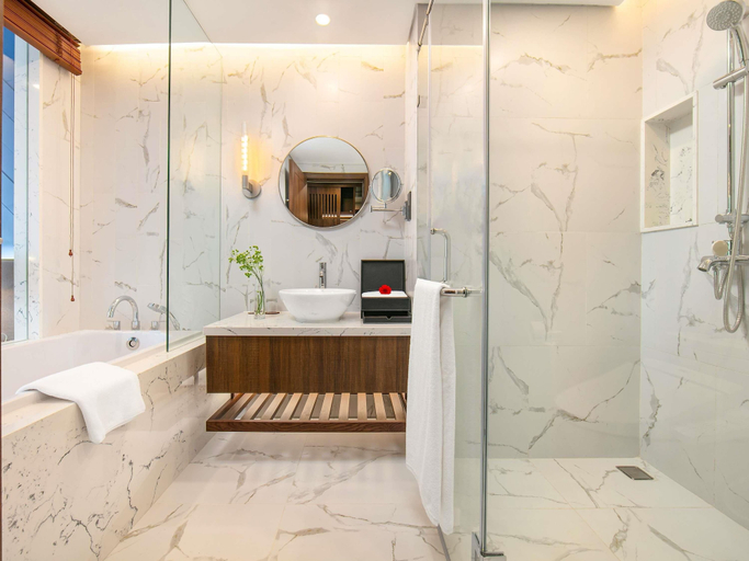 Bathroom 5, MÃ¶venpick Living West Hanoi, Cầu Giấy