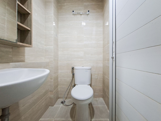 Others 5, Bright Studio Apartment at Springwood Residence, Tangerang