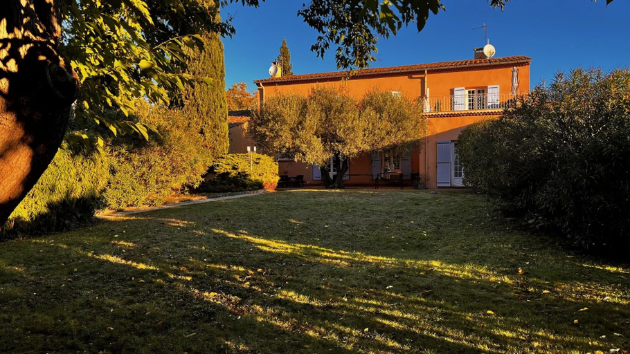 Exterior & Views 2, Gîtes et Chambres Le Temps des Légendes, Gard