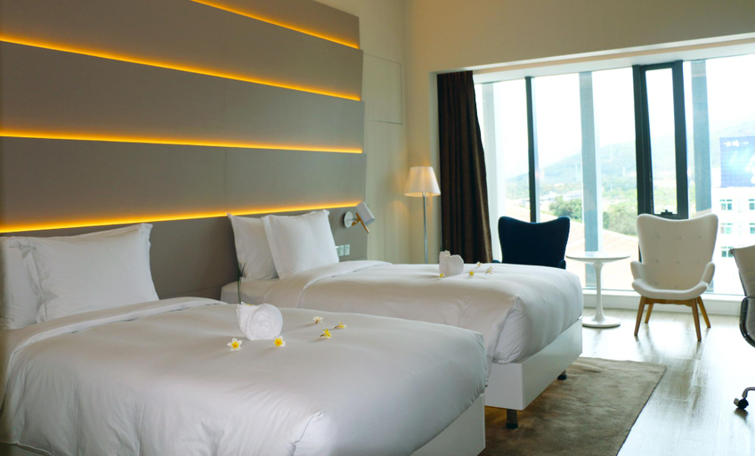 Bedroom 2, Sanya Phoenix  Airport Hotel, Sanya