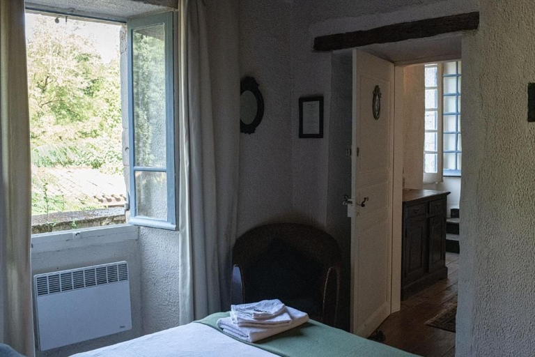 Bedroom 3, La Maison au Puits, Tarn