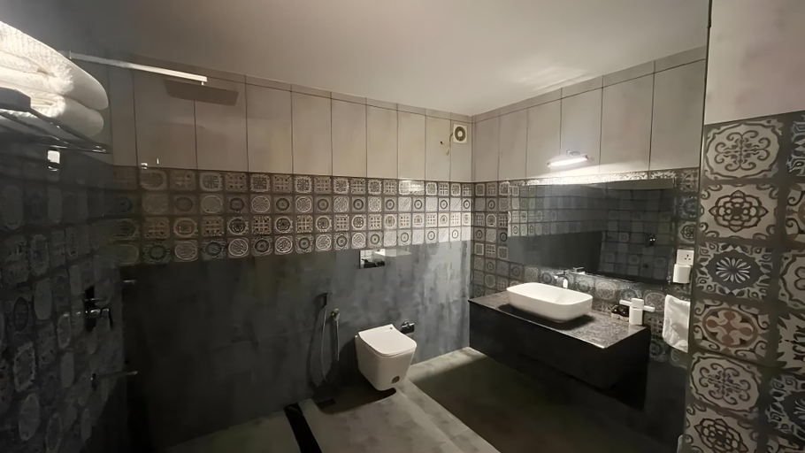 Bathroom, Napier Heritage by Velvet Hotels, Ernakulam