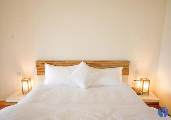 Bedroom, The Yakshaa Neelkanth, Garhwal