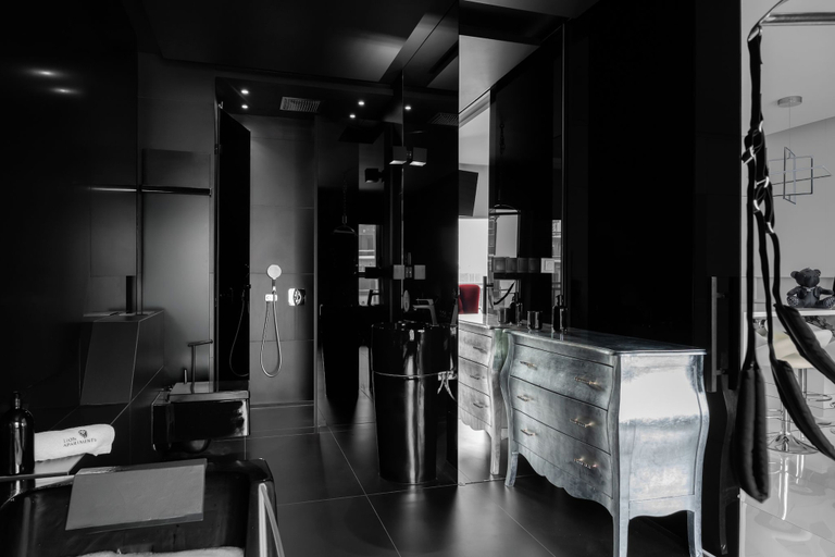 Bathroom 3, Love Swing & Jacuzzi Apartment, Gdańsk City