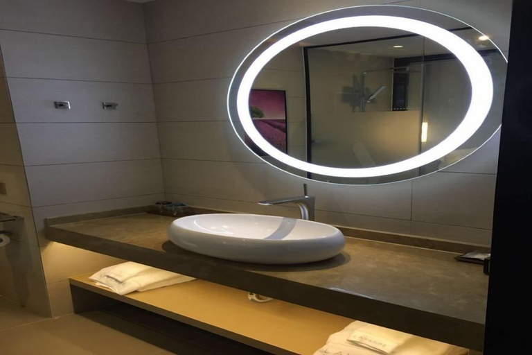 Bathroom 4, Lavande Hotel Shenzhen University city Metro Station, Shenzhen