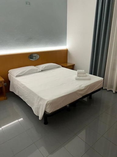 Room 4, Hotel La Pioppa, Bologna