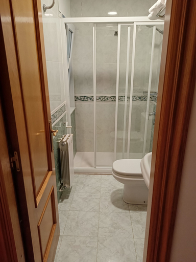Bathroom 5, Hostal Casa Giz, A Coruña