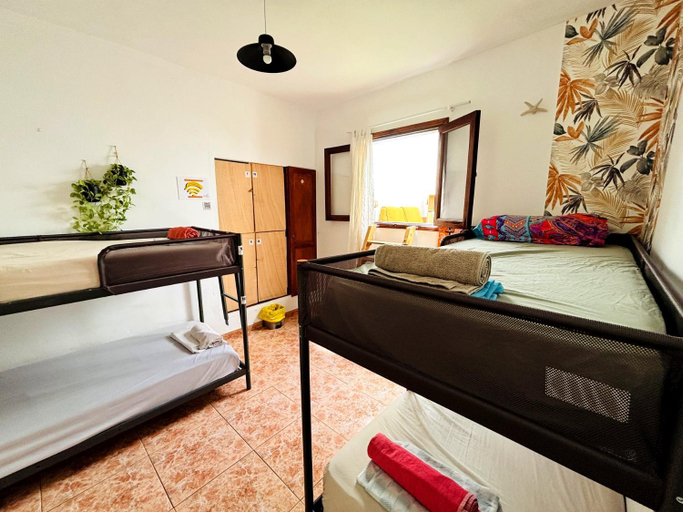 Bedroom 3, Hostel Banana Surf House, Santa Cruz de Tenerife