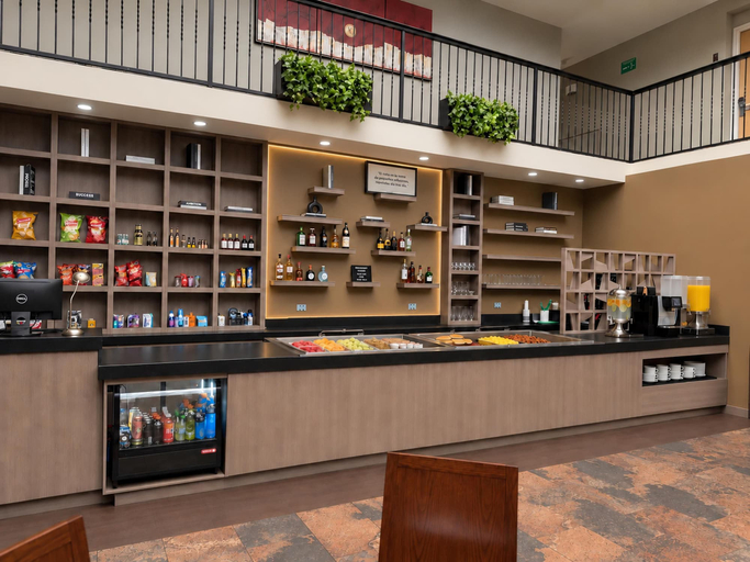 Food & Drinks 5, Best Western Plus Monterrey Airport, Apodaca