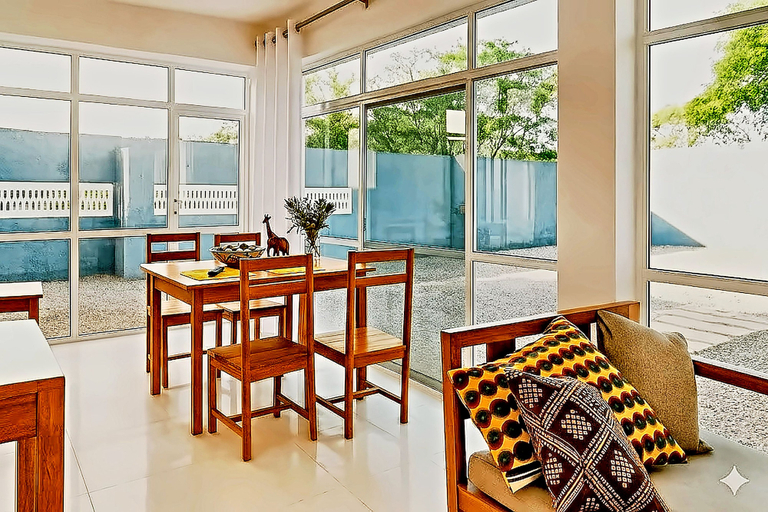 Dining room 4, Private Beachfront Apartment With Ocean Views in Zanzibar, Kati