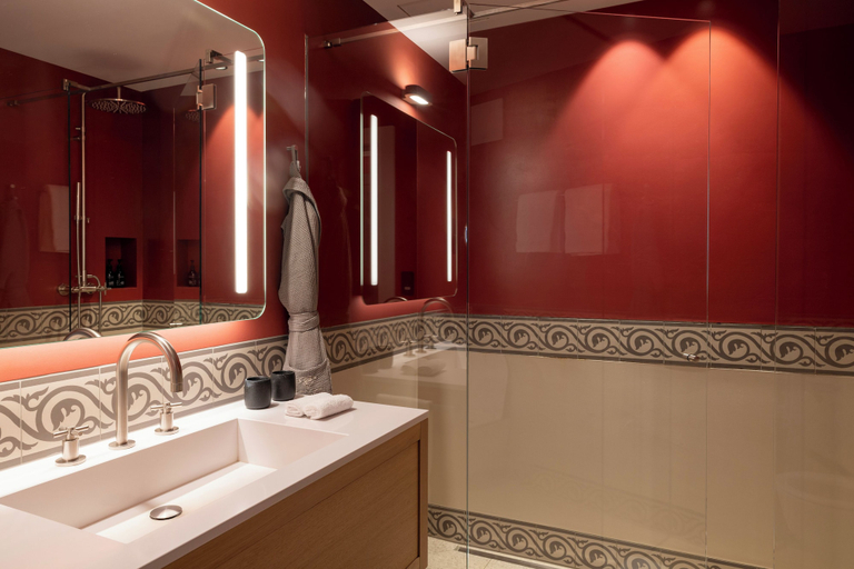 Bathroom 5, Cresta Palace, Maloja