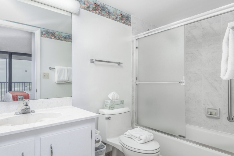 Bathroom 5, Turtle Reef Club, Saint Lucie