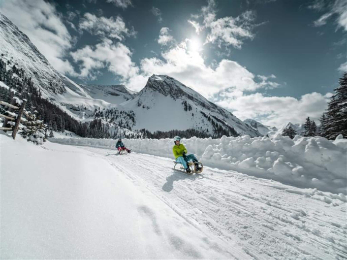 Others 5, Stylish Flats in Uderns near Ski Lifts, Schwaz