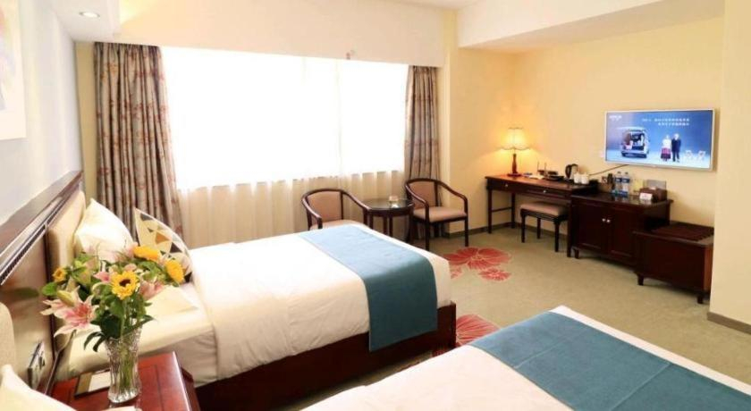 Bedroom 3, Gui Feng Hotel, Jiangmen