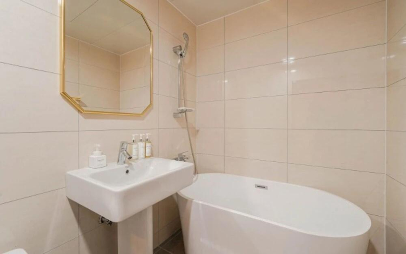 Bathroom 5, Busan Sajik The Stone Bridge Hotel, Dongnae