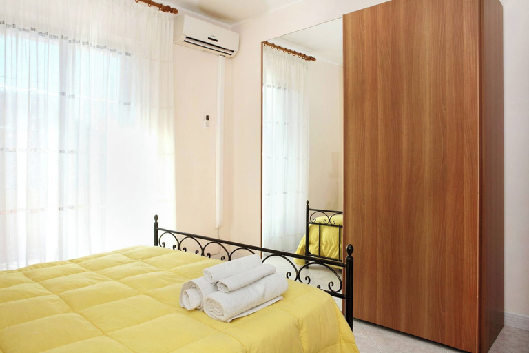 Bedroom 4, Adriana Sicily House Etna & Sea Parking, Catania