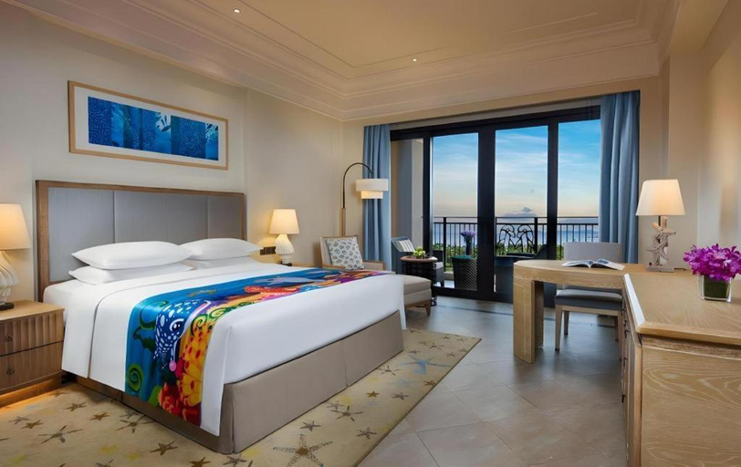 Bedroom 3, Chimelong Hengqin Bay Hotel, Zhuhai