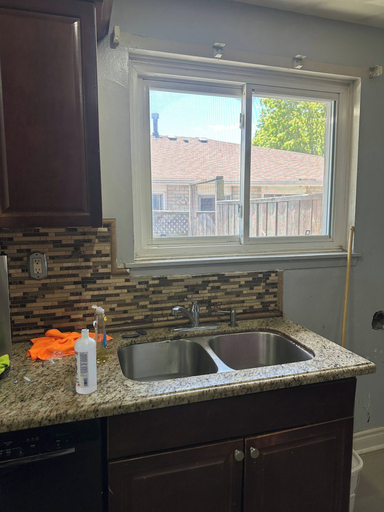 Interior 2, Bright 3 Bedroom House Main Floor in Scarborough, Toronto