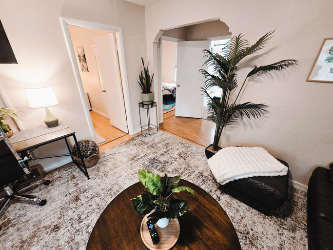 Bedroom 2, The Fern | Hot Tub • Arcade • Games • Playground, Division No. 6
