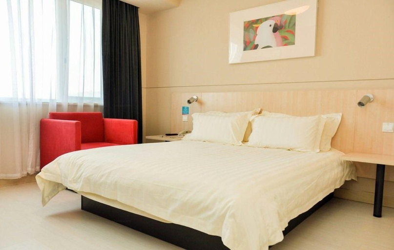 Bedroom 2, Jinjiang Inn Chengde Mountain Resort Huancheng South Road, Chengde